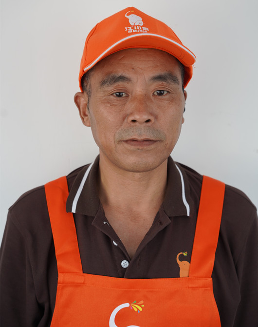 胡启进